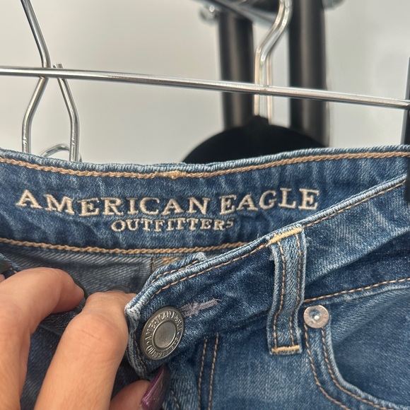 Like New American Eagle Outfitters Women's Ripped Jean Short Shorts - Dark Blue - Picture 5 of 8